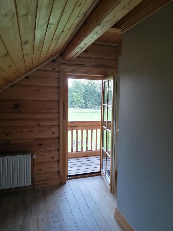Guest House Unguri Stalbe Exterior foto